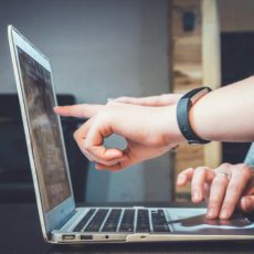 Violência digital de gênero precisa ser tratada como questão de segurança internacional